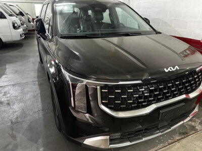 Kia Carnival Sx 2.2 a/t crdi